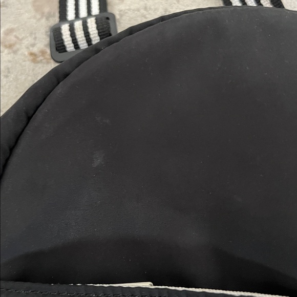 Small adidas backpack - Picture 2 of 8